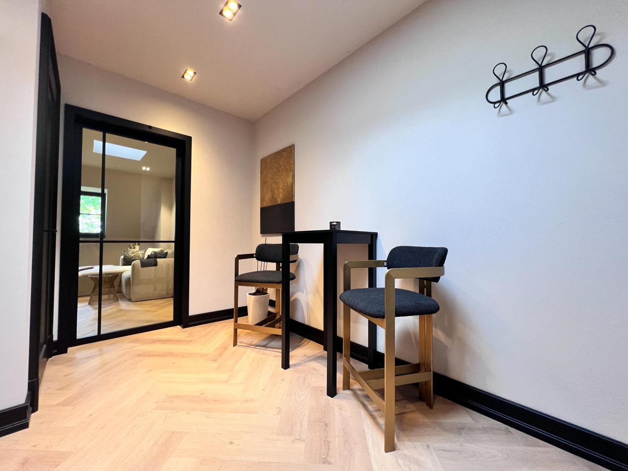 * Stadtvilla Plauen * * Aussergewoehnlich * 2 Zimmerwohnung * Zentrumsnah מראה חיצוני תמונה