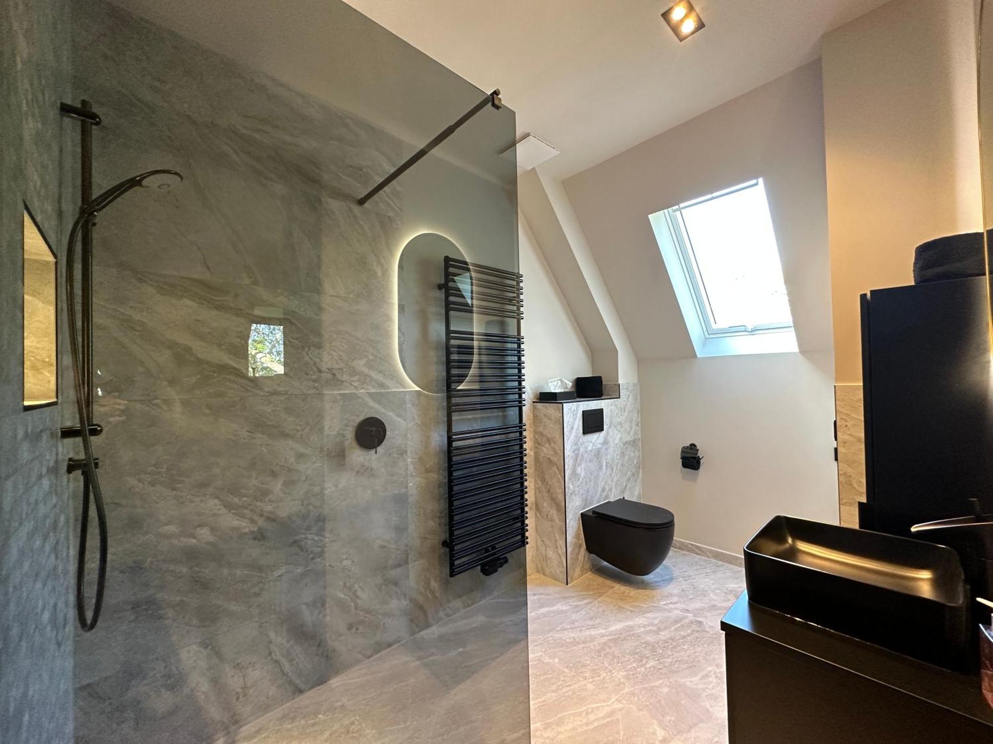 * Stadtvilla Plauen * * Aussergewoehnlich * 2 Zimmerwohnung * Zentrumsnah מראה חיצוני תמונה