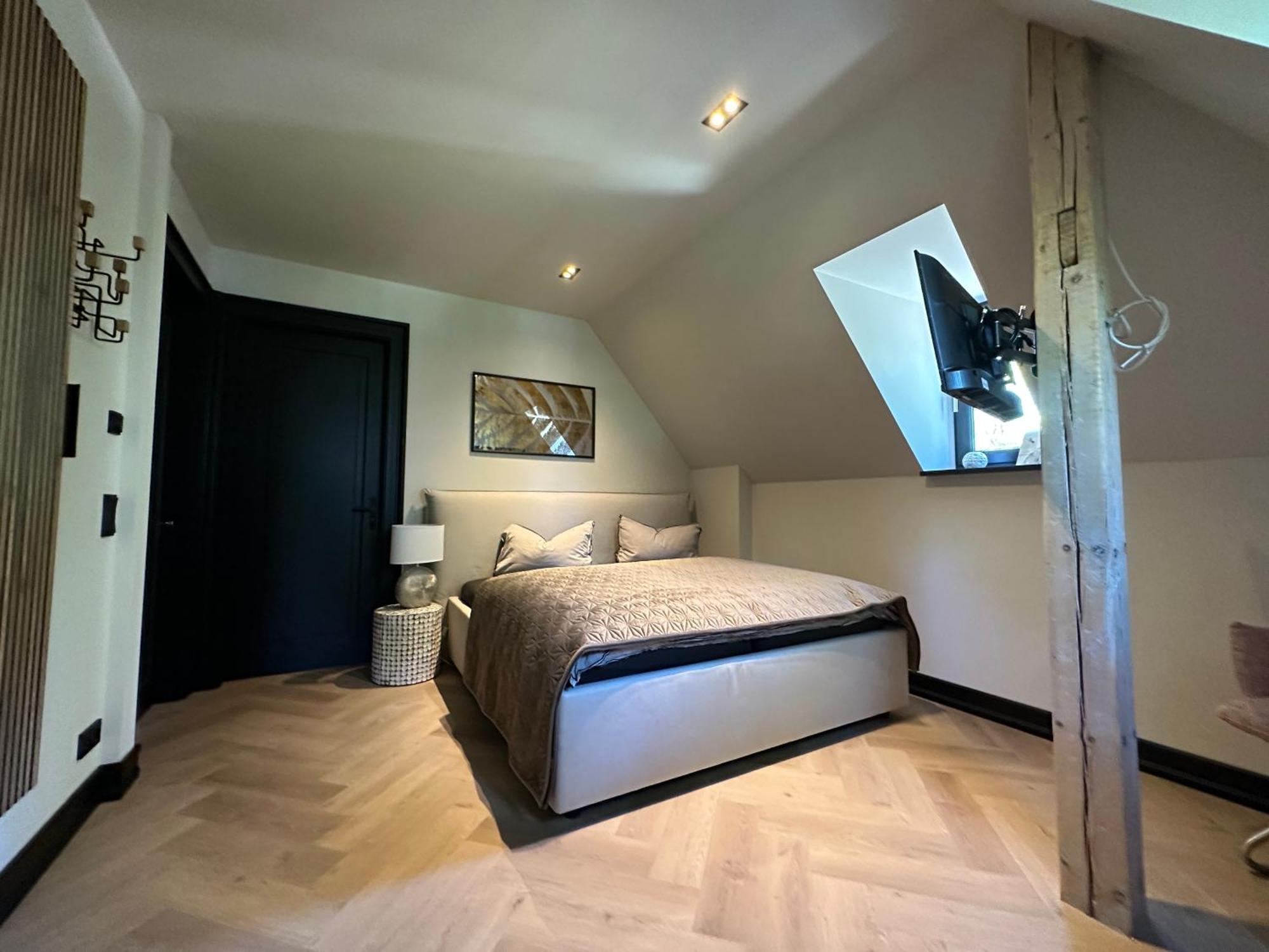 * Stadtvilla Plauen * * Aussergewoehnlich * 2 Zimmerwohnung * Zentrumsnah מראה חיצוני תמונה