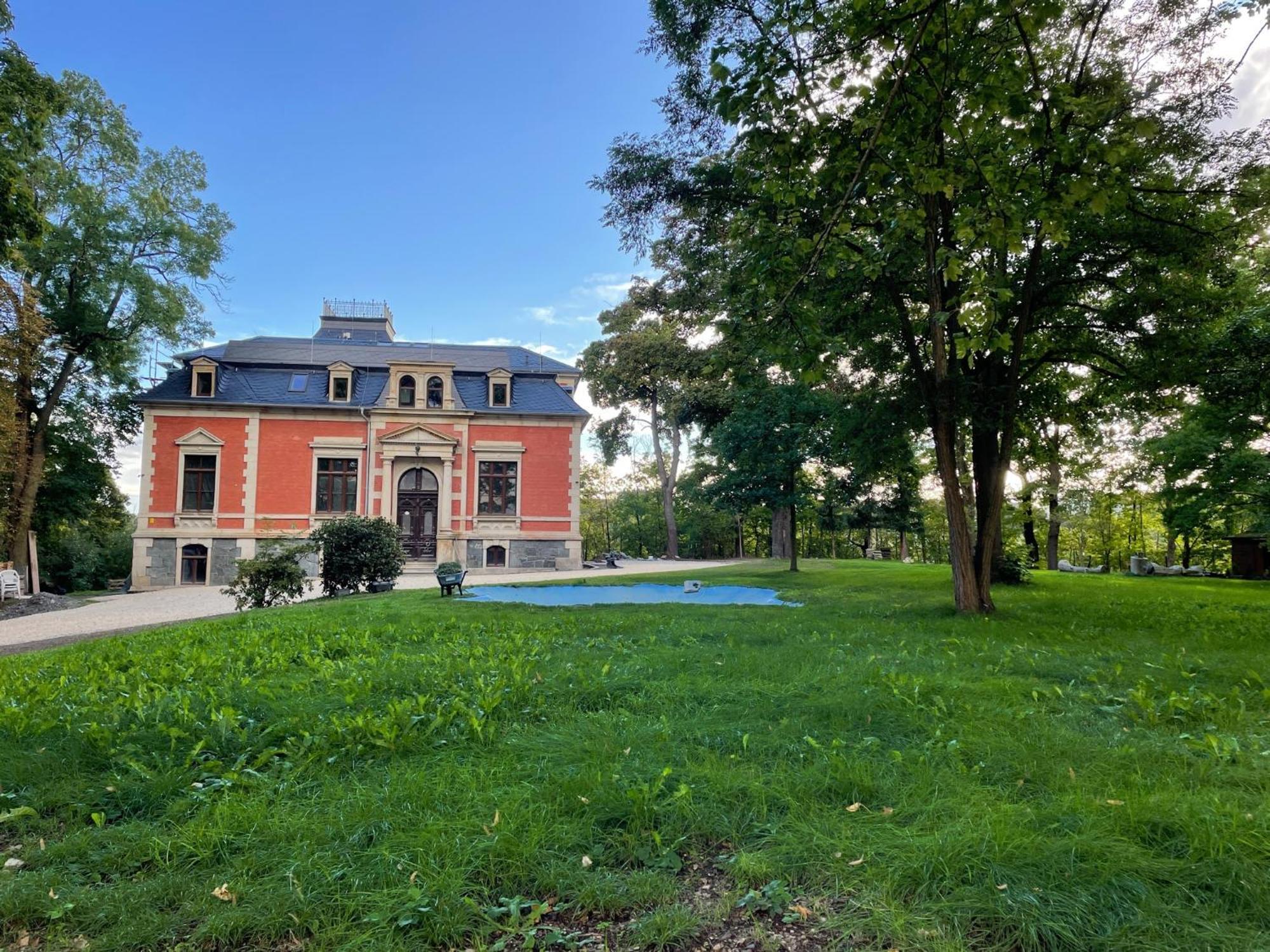 * Stadtvilla Plauen * * Aussergewoehnlich * 2 Zimmerwohnung * Zentrumsnah מראה חיצוני תמונה