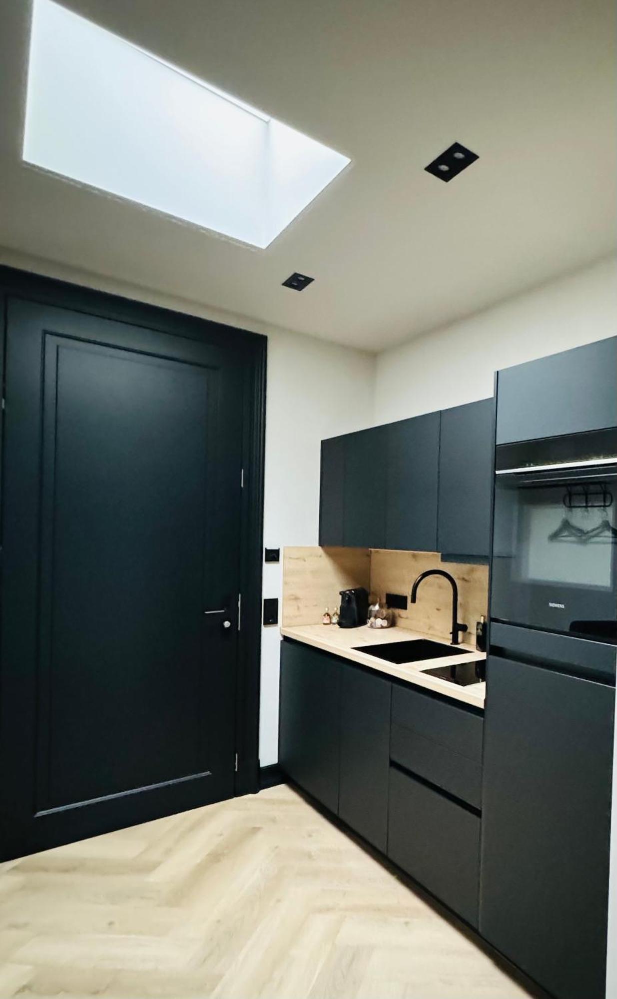 * Stadtvilla Plauen * * Aussergewoehnlich * 2 Zimmerwohnung * Zentrumsnah מראה חיצוני תמונה